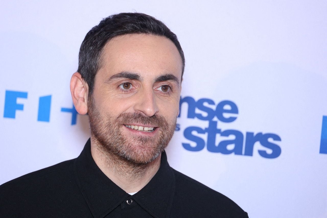 Camille Combal : son immense chalet à 1700 mètres d’altitude dans les Hautes-Alpes