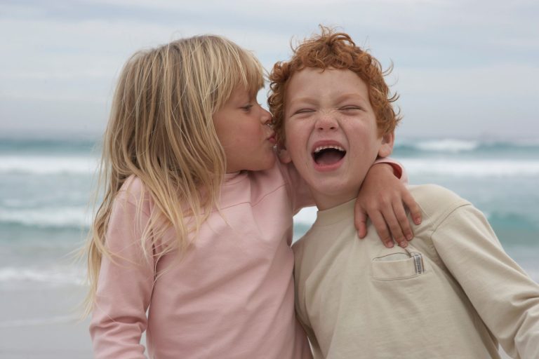 Journ&eacute;e du baiser : Les premi&egrave;res fois des filles de la r&eacute;dac'
