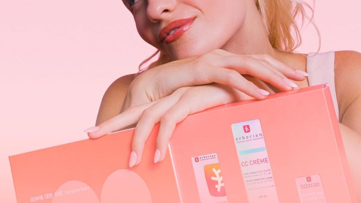 L’Oréal Paris, Olaplex, Erborian... Voici les meilleures routines beauté à glisser sous le sapin pour Noël